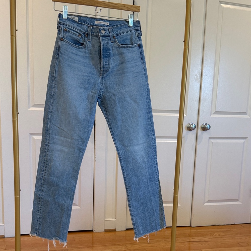 Levi's Classic Wedgie Straight Women's Jeans